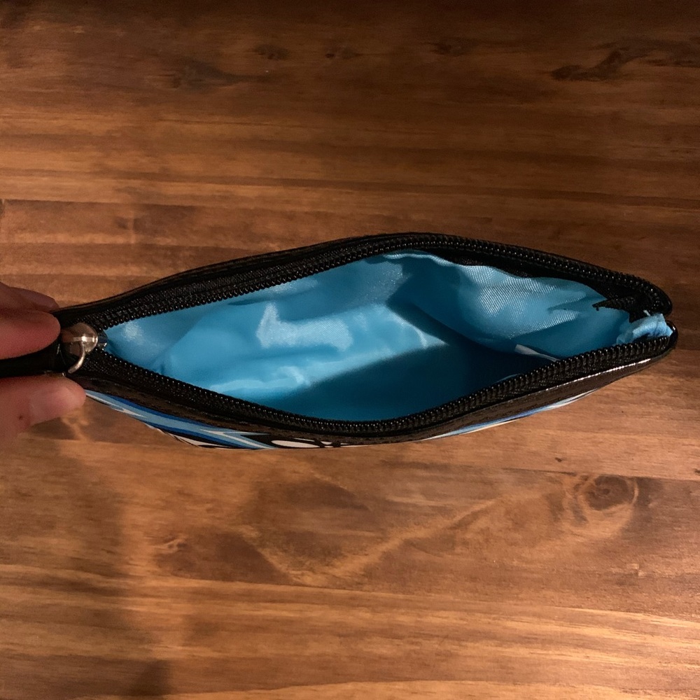 Toiletry Pouch - Picture 3 of 3